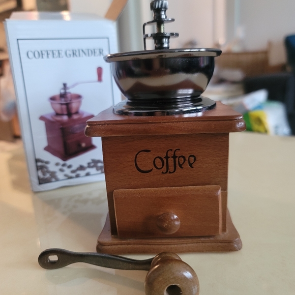 Manual Coffee Grinder, Wooden Coffee Bean Grinder with Hand Crank, Vintage Style - Picture 8 of 8